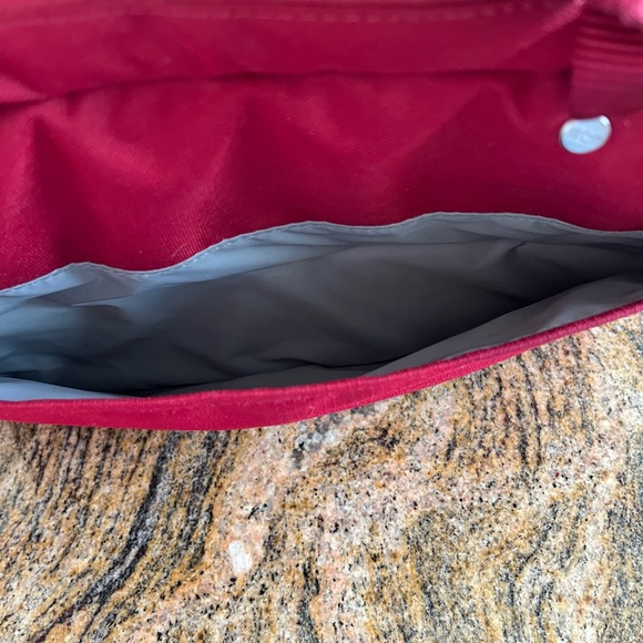 STM Red Tablet or Small Laptop Messenger Bag Tote Purse Plush Gray Lining 12 x 9 - Picture 5 of 12